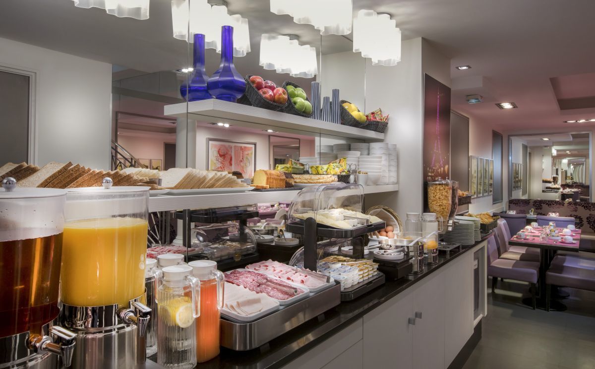 Hotel Elys&eacute;es Union Paris - Breakfast