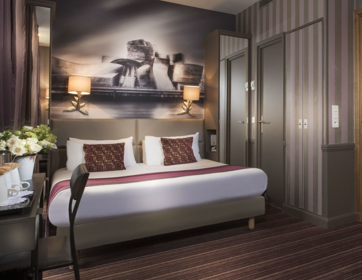 Hotel Elys&eacute;es Union Paris - Room